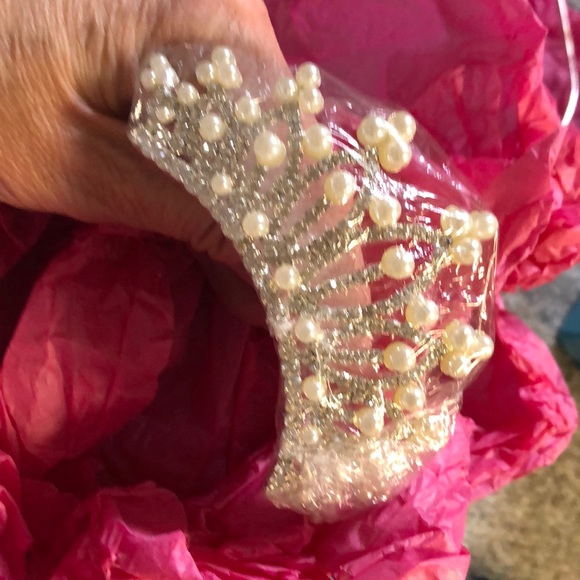 Decorative Hair Crown Rhinestones & Pearls - Picture 1 of 4